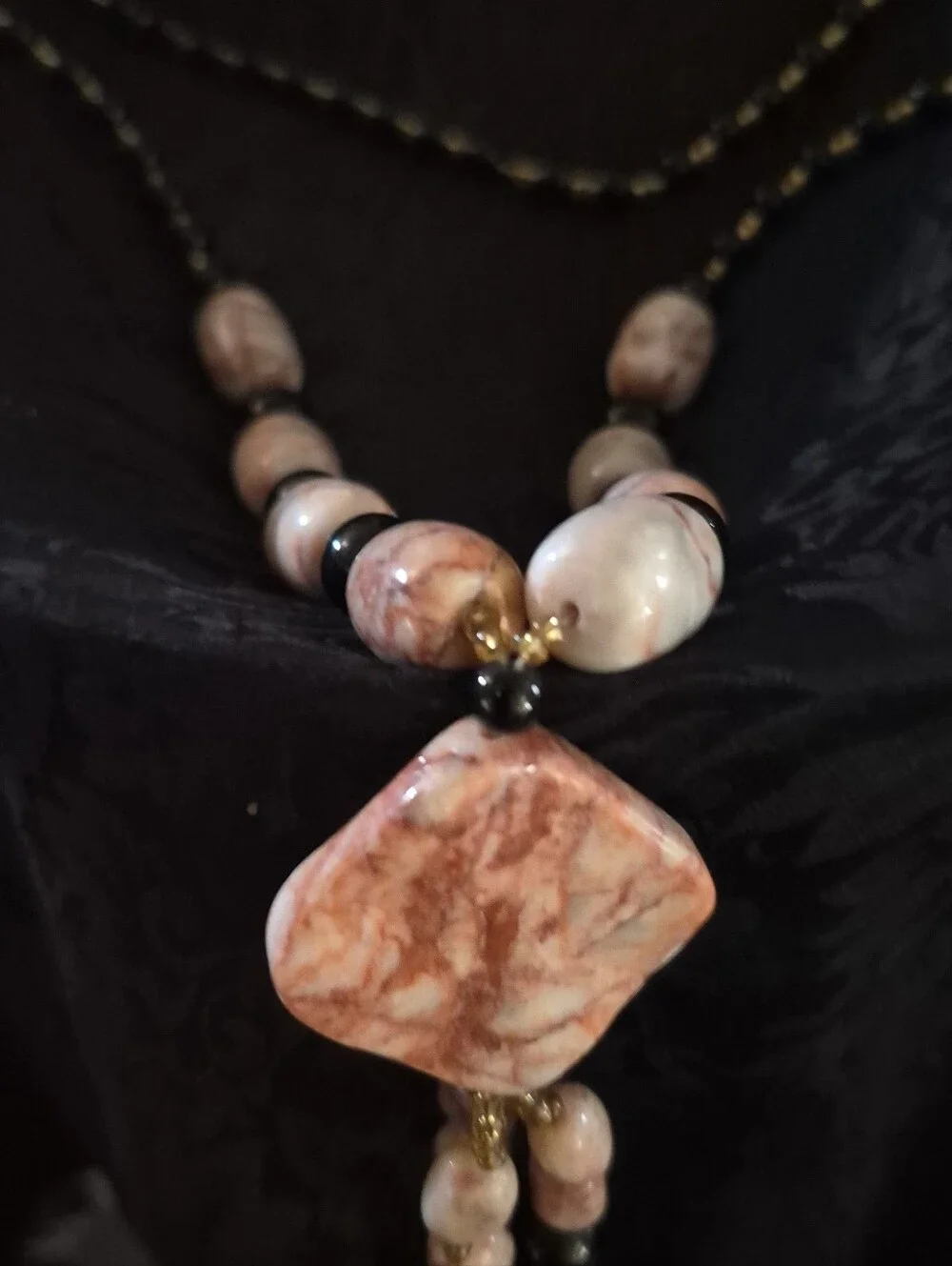 Pink Stone Beaded Pendant Necklace - Women Jewelry Black Onix And Shells. Heavy